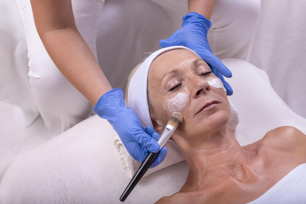 5-best-anti-aging-facial-treatments